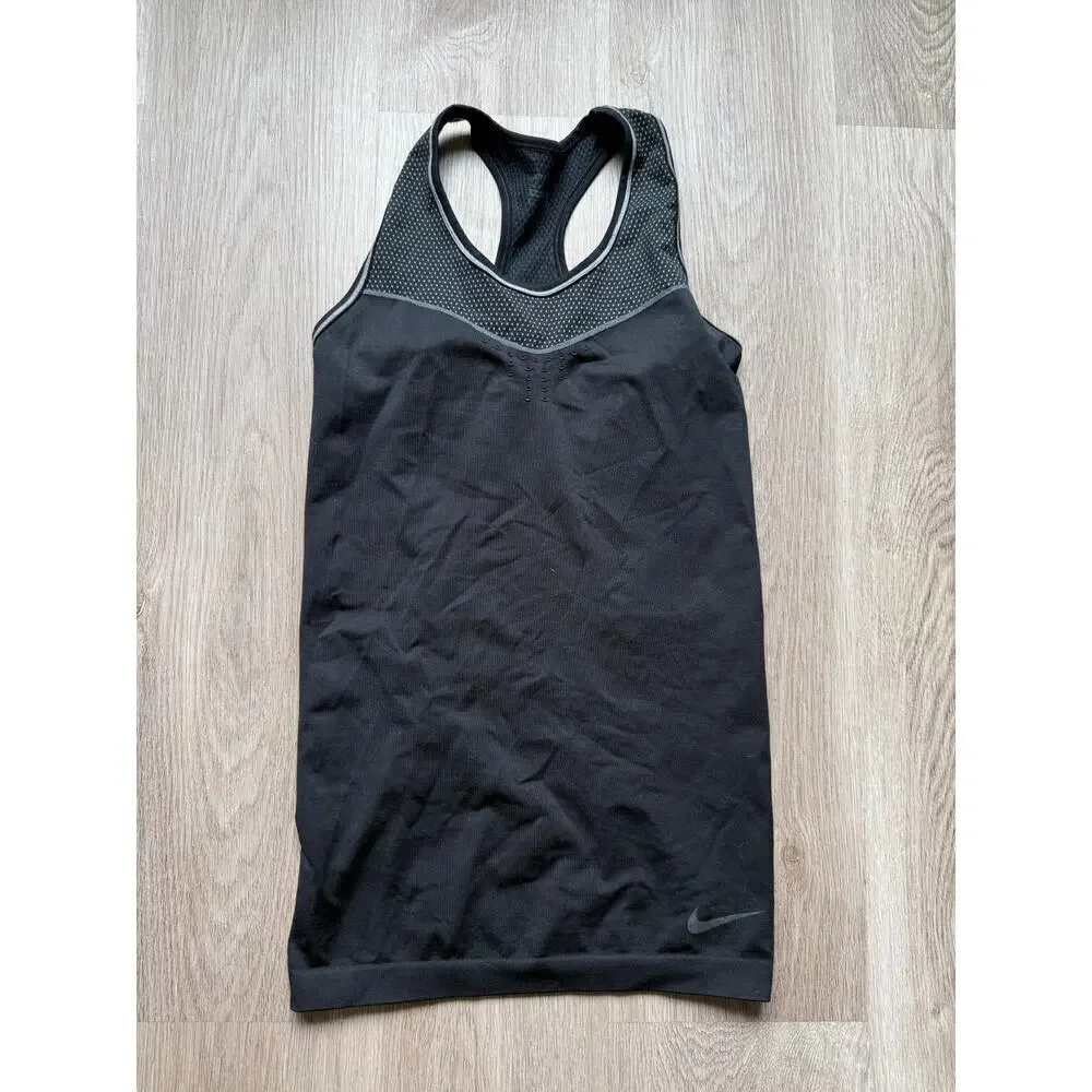 Nike Pro Womens Hypercool Limitless Dri Fit Black Racerback Tank, size Small